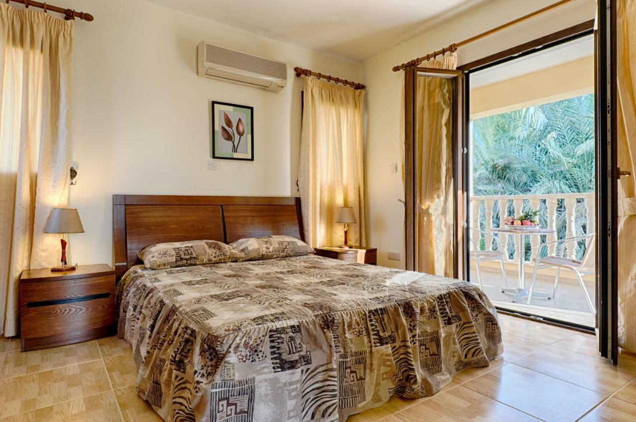 Villa Tsikkos Tria Polis Exterior photo